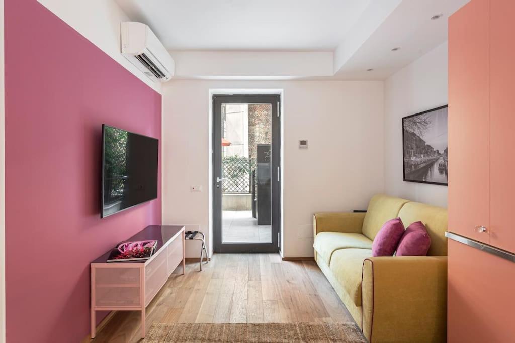 Amazing Apartment In Duomo Milán Exteriér fotografie